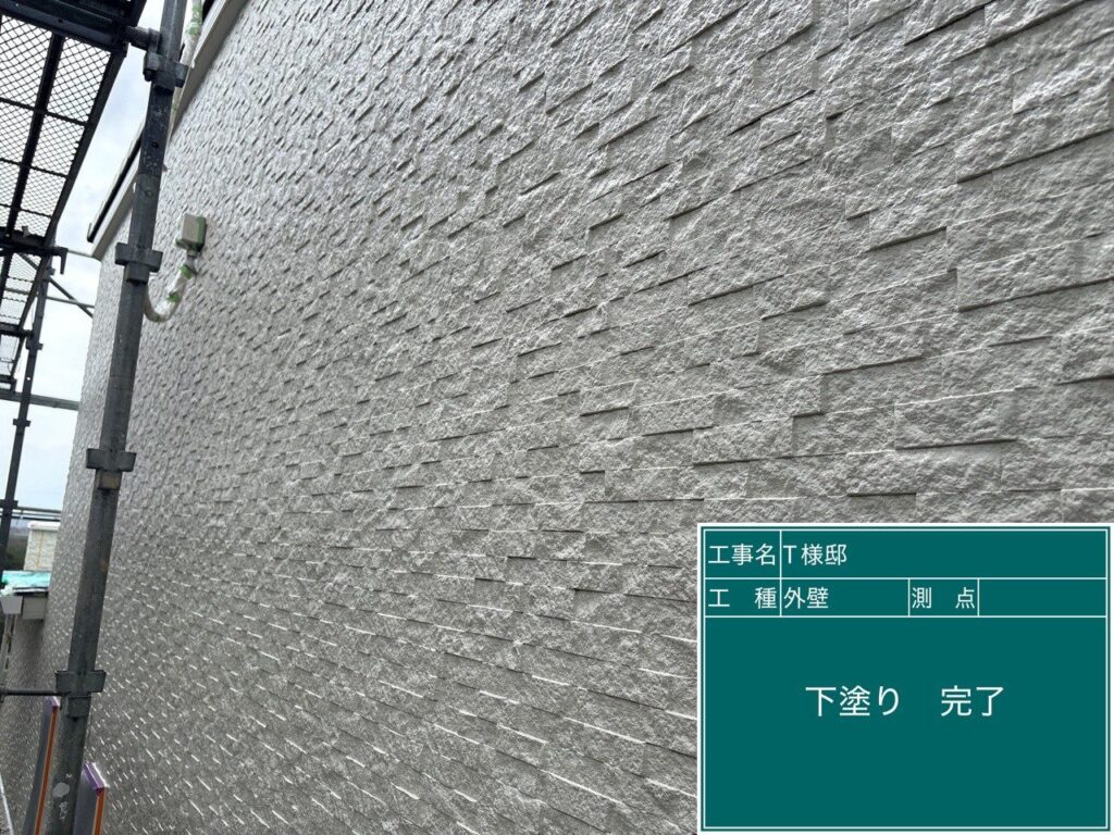 下塗り2回目後です。