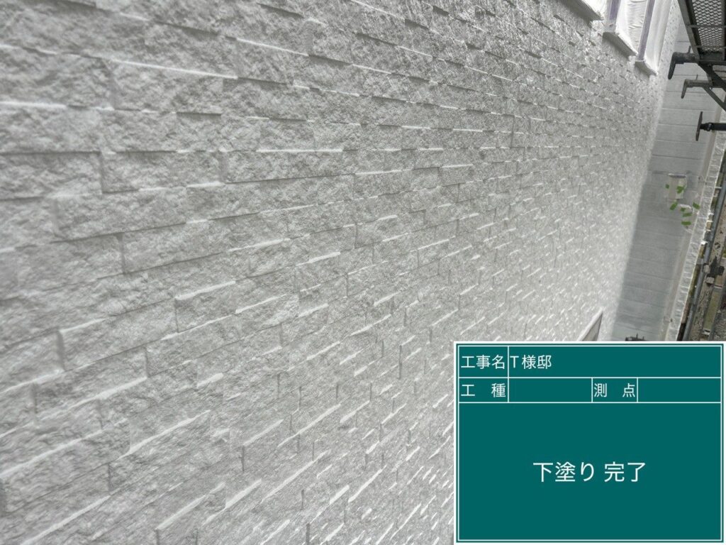 下塗り後です。