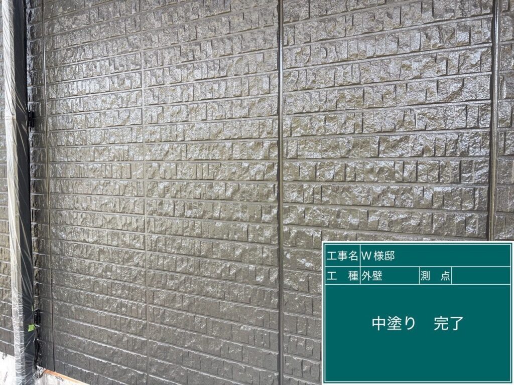 中塗り後です。