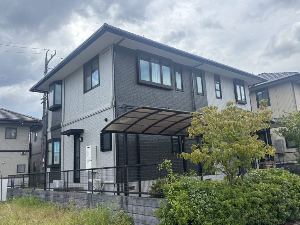 2色の塗り分けでメリハリのある外観に仕上がりました☆